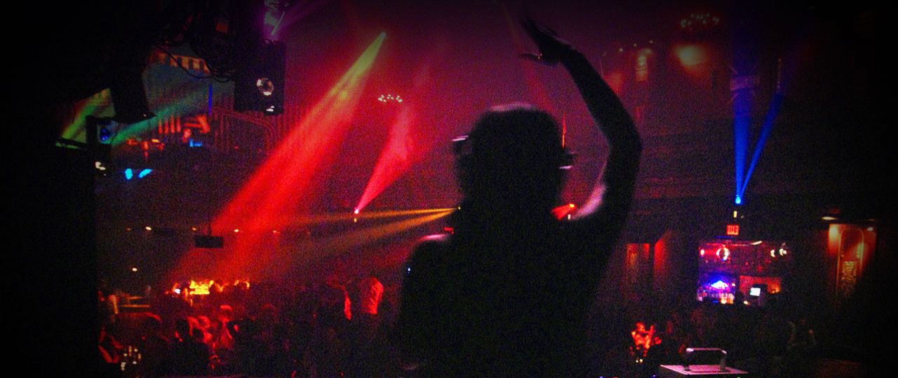 FAIS 6th Grade Dance Party! - Splash